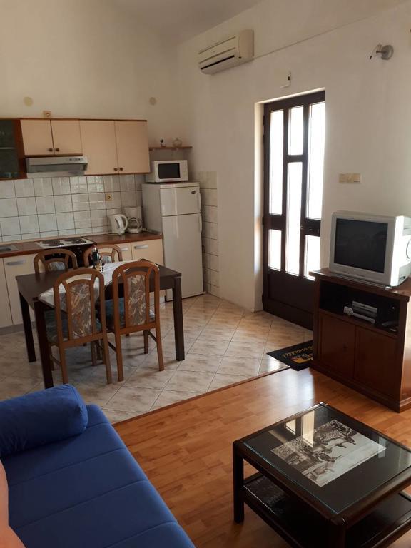 Apartment Dokic Crikvenica Eksteriør billede